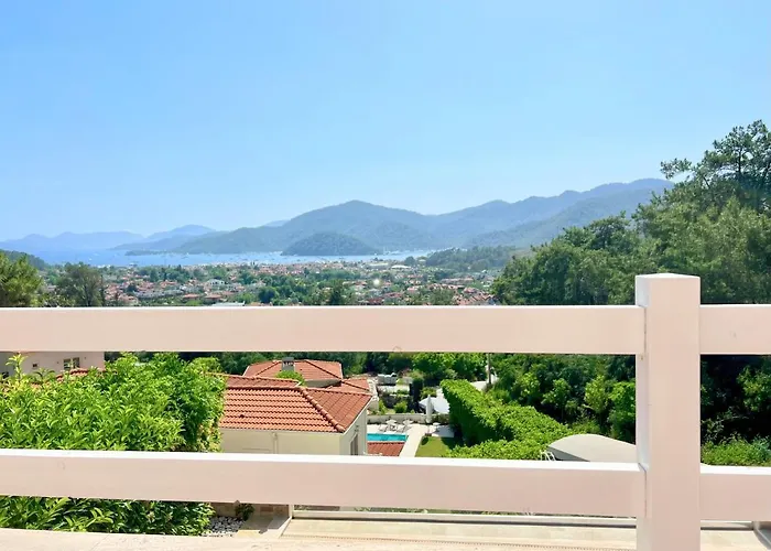 Paradaise Is Magnificent With Sea View And Infinity Pool Göcek